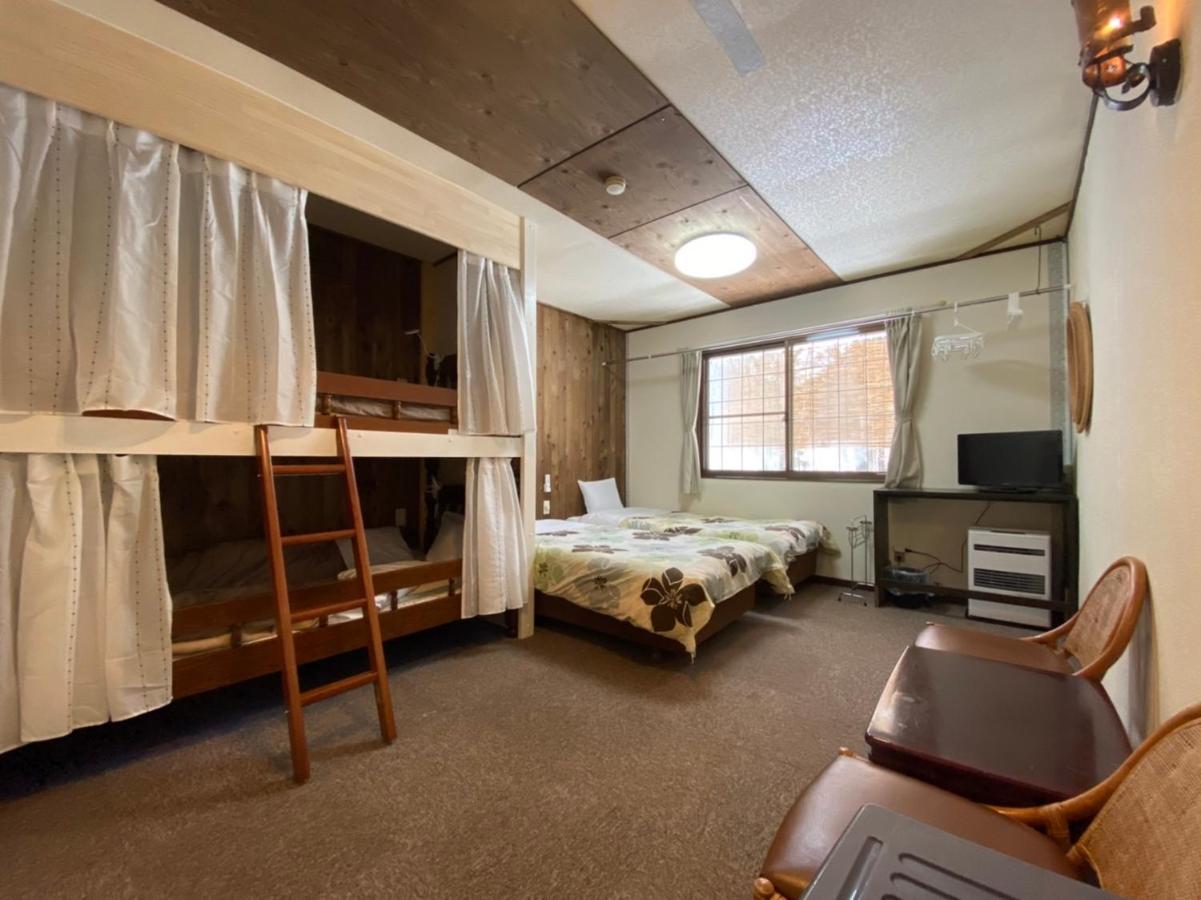 Hareruya Bed & Breakfast ฮาคุบะ ภายนอก รูปภาพ